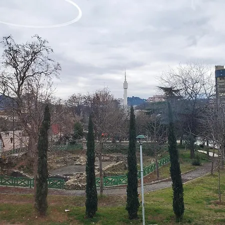 Daire Emmas Place- Modern Por Miqesor Ne Qender Te Elbasanit